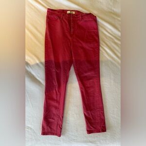 Levi’s - women’s size 31-  512 - pink